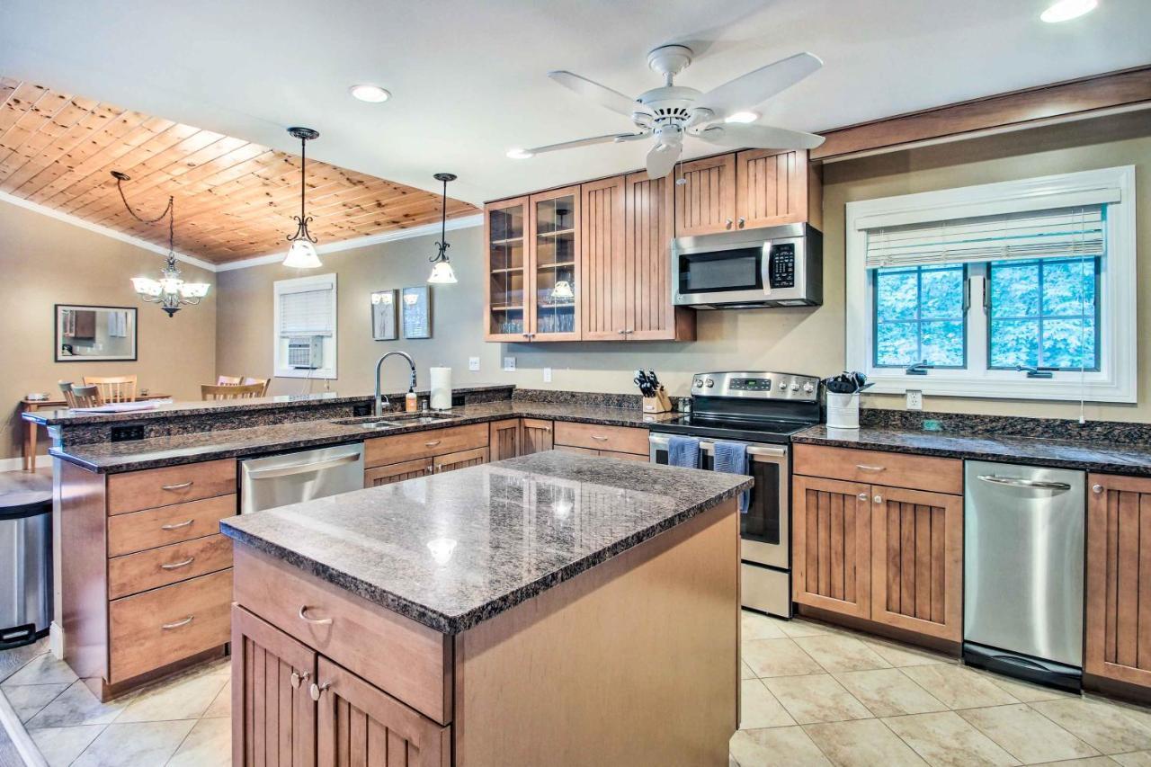 Readfield Retreat With Lake Maranacook Views! Esterno foto